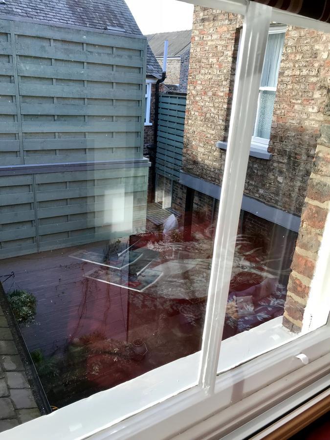 Dairy Guest House York Esterno foto